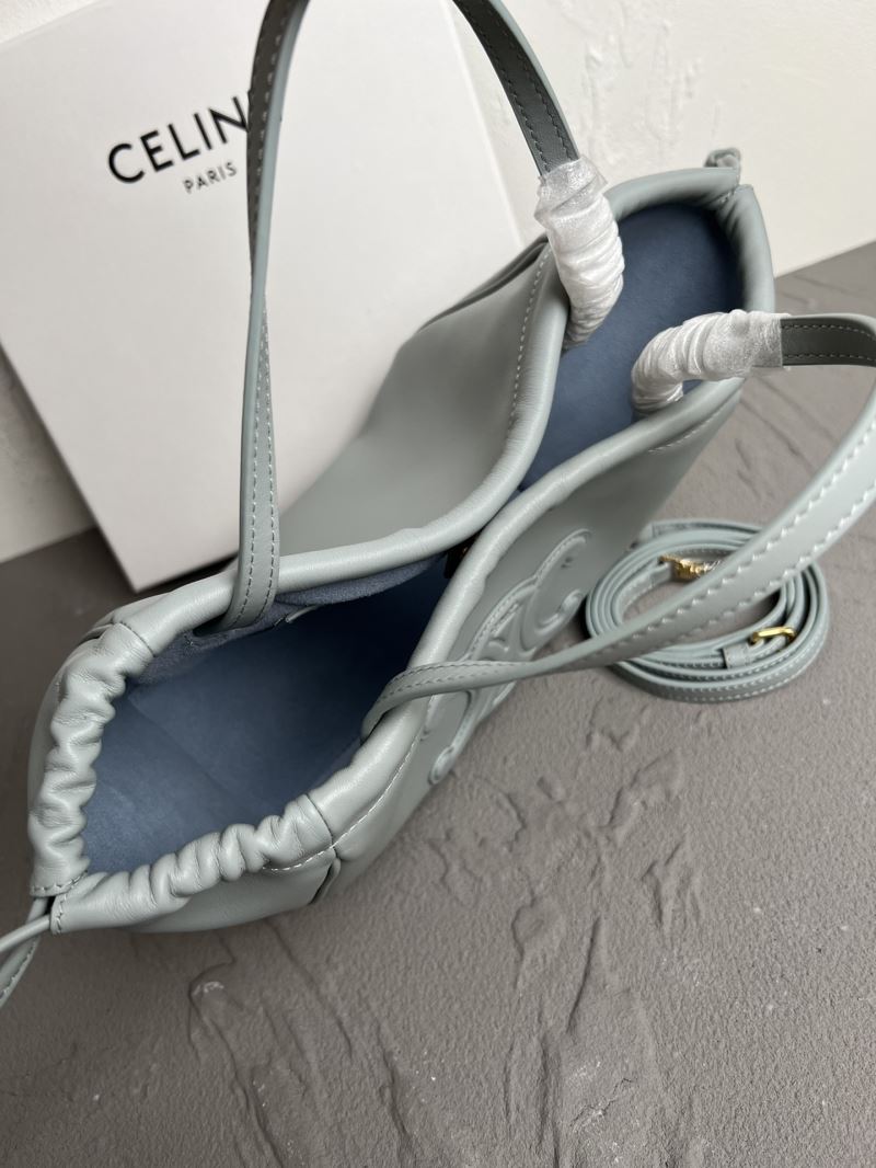 Ce1i*e cabas bags